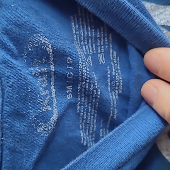 Kool-aid man T. Youth size small. GUC - Picture 3 of 4